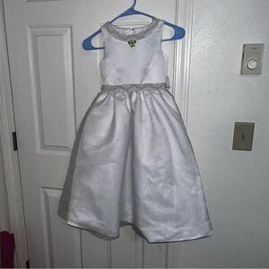 David’s Bridal Girls Dress First Communion Wedding Flower Girl Size 5 White